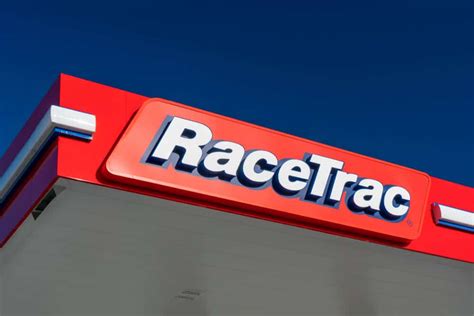Does racetrac do cash back - You could turn $150 cash back into $300. Earn 5% cash back on everyday purchases at different places each quarter like Amazon.com, grocery stores, restaurants, and gas stations, up to the quarterly maximum when you activate. Plus, earn unlimited 1% cash back on all other purchases - automatically.